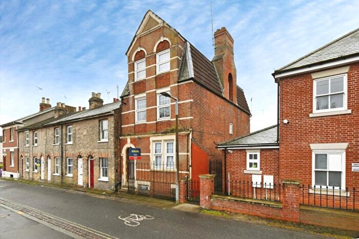 1 Bedroom Flat For Sale In Priory Street, Colchester, Essex, CO1