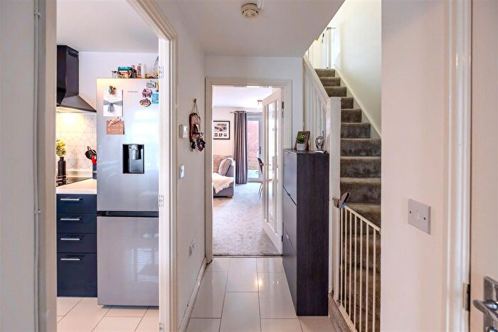 3 Bedroom Terraced House For Sale In Hawkins Way, Helston, TR13