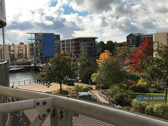 1 Bedroom Flat To Rent In The Crescent, Bristol, BS1