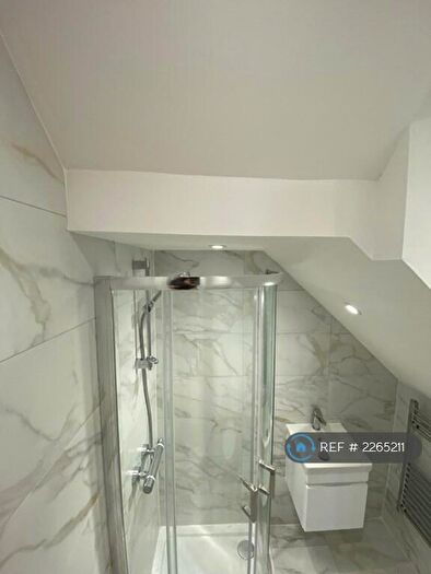 1 Bedroom Flat To Rent In Gloucester Road, Horfield, Bristol, BS7