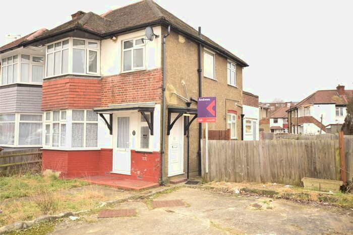 1 Bedroom Flat To Rent In Everton Drive, Stanmore, London, HA7