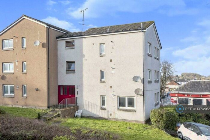 1 Bedroom Flat To Rent In Hillside Court, Thornliebank, Glasgow, G46