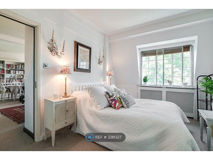 1 Bedroom Flat To Rent In Kings Court North, London, SW3