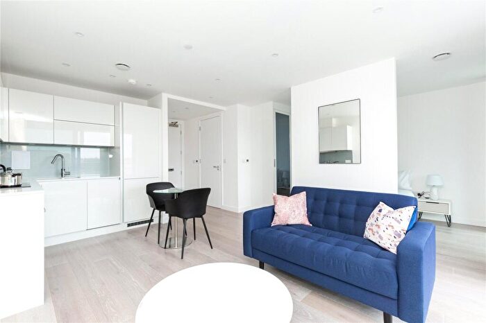 Apartment To Rent In City North East Tower, City North Place, London, N4