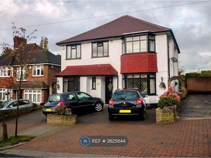 5 Bedroom Detached House To Rent In West Hill, London, HA9