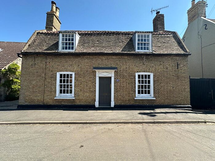 3 Bedroom Detached House For Sale In High Street, Haddenham, CB6