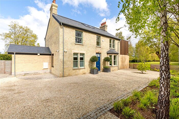 4 Bedroom Detached House For Sale In Newmarket Road, Teversham, Cambridgeshire, CB1