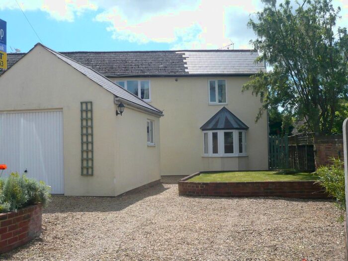 3 Bedroom Detached House To Rent In Chapel Lane, Fernham, Faringdon, SN7