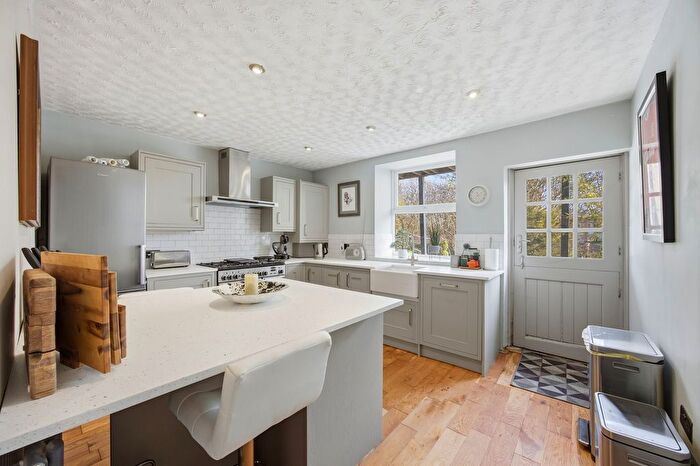 2 Bedroom Terraced House For Sale In Haslingden Road, Rawtenstall, Rossendale, BB4