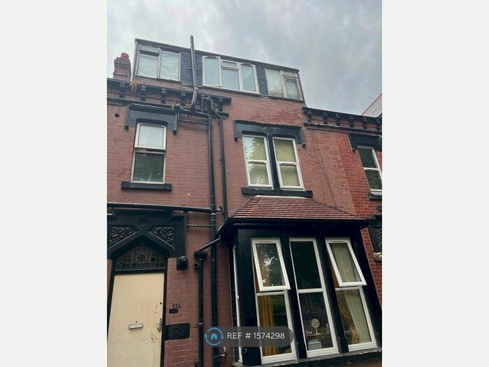 Studio To Rent In Harehills Avenue, Leeds, LS8