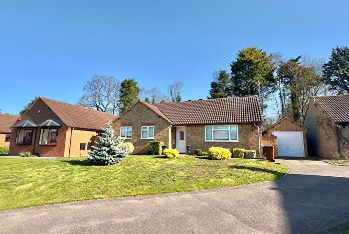 3 Bedroom Detached Bungalow For Sale In King James Way, Royston, SG8