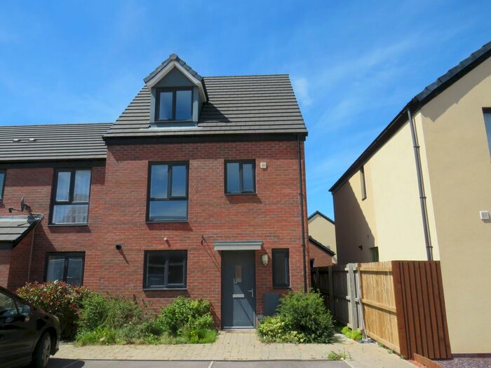 4 Bedroom Town House To Rent In Haven Walk, Barry CF62