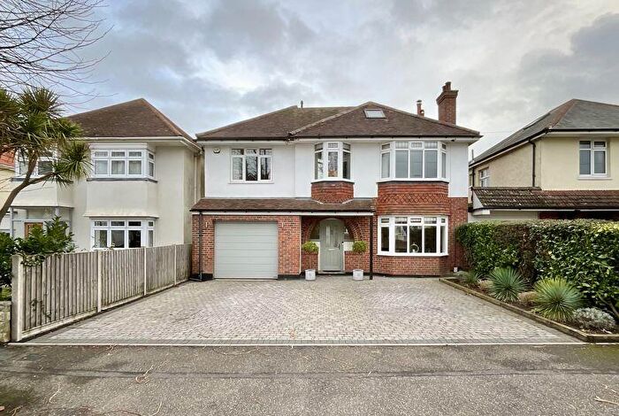 5 Bedroom Detached House For Sale In Sunnylands Avenue, Hengistbury Head, BH6