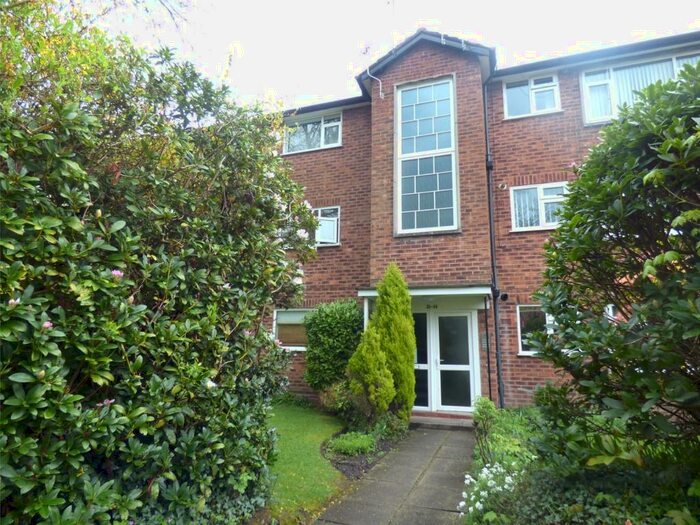 1 Bedroom Flat For Sale In Wardle Road, Sale, M33