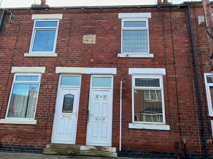 2 Bedroom Terraced House To Rent In Lister Street, Castleford, WF10