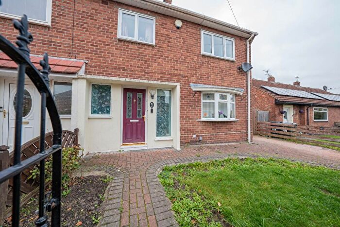 4 Bedroom Semi-Detached House For Sale In Palmer Crescent, Hebburn, Tyne And Wear, NE31