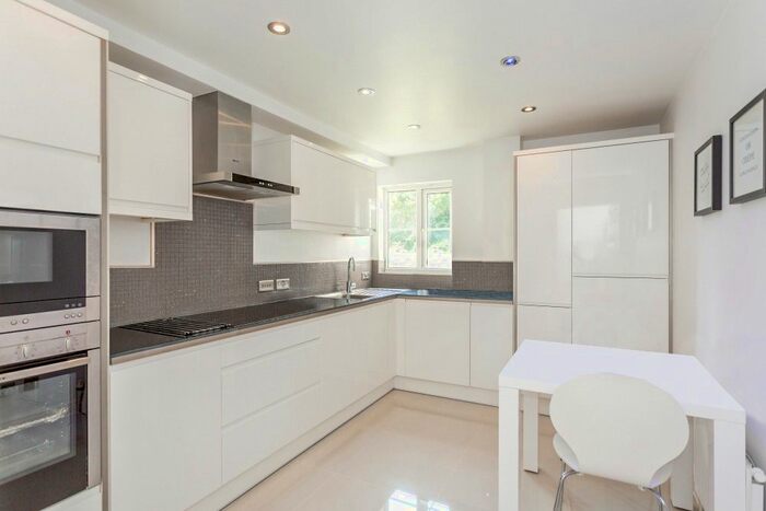 2 Bedroom Flat To Rent In Sheepcote Road, Harrow, HA1