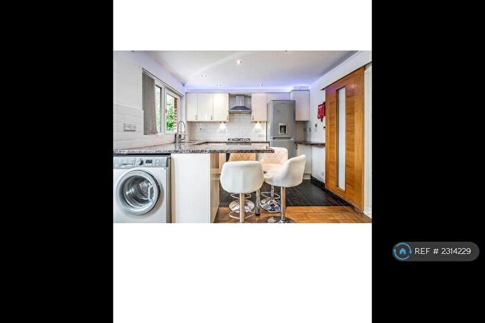 3 Bedroom End Of Terrace House To Rent In Upper Craigour, Edinburgh, EH17