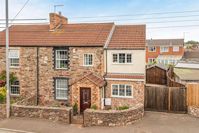 4 Bedroom Semi Detached House For Sale In Monkton Heathfield, Taunton, TA2