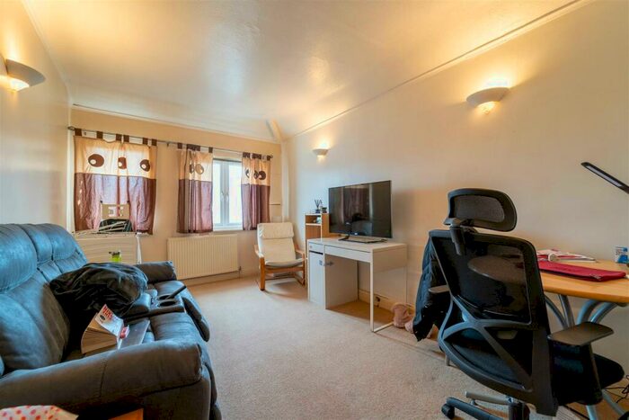 1 Bedroom Flat To Rent In Oak Tree Lane, Selly Oak, Birmingham, B29