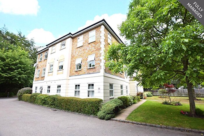 2 Bedroom Flat To Rent In Friendship Way, Bracknell, Berkshire, RG12