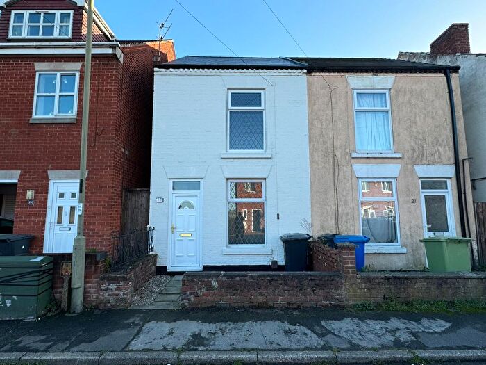 2 Bedroom Terraced House To Rent In Heywood Street, Brimington, Chesterfield, S43