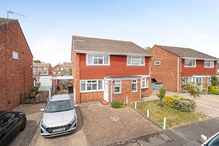 2 Bedroom Semi-Detached House For Sale In Charles Close, Snodland, ME6