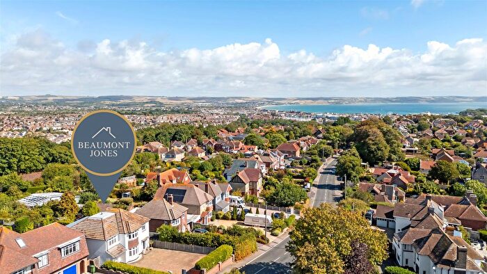 4 Bedroom Detached House For Sale In Wyke Road, Weymouth, DT4