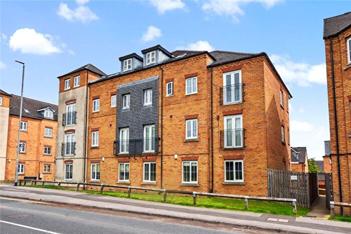 2 Bedroom Apartment For Sale In Broadlands Court, Pudsey, West Yorkshire, LS28
