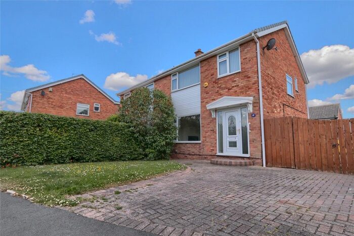 3 Bedroom Semi-Detached House To Rent In Langthorne Grove, Stockton-On-Tees, TS18