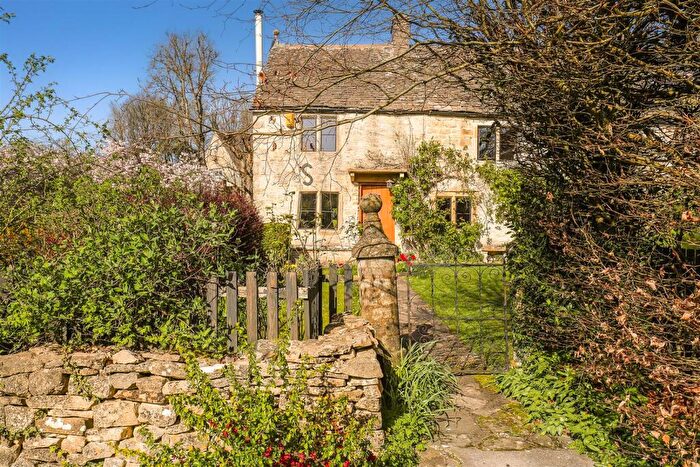 4 Bedroom Detached House For Sale In Eastcombe, GL6