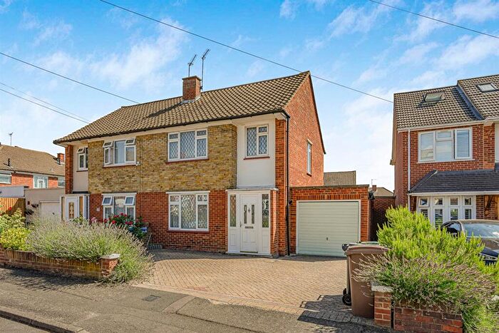 3 Bedroom House For Sale In The Bramblings, Highams Park, E4