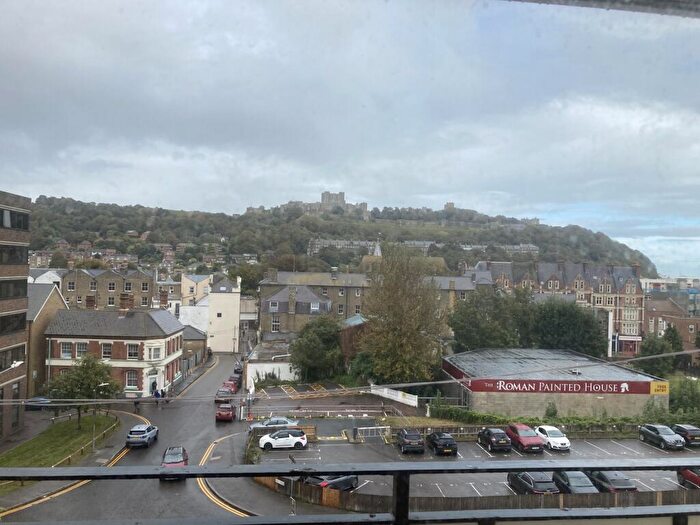 2 Bedroom Flat To Rent In Lancaster Road, Dover, CT17