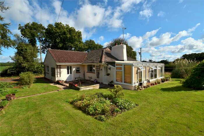 3 Bedroom Bungalow For Sale In Witheridge, Tiverton, Devon, EX16