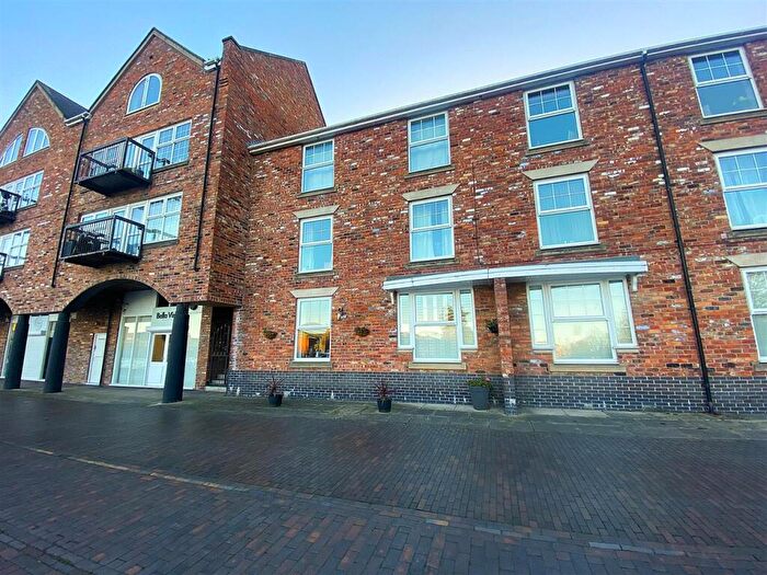 1 Bedroom Apartment For Sale In Cedar Point Dock Street, Raddle Wharf, Ellesmere Port, CH65