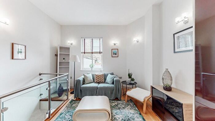 3 Bedroom Apartment To Rent In Bayham Street, London, NW1