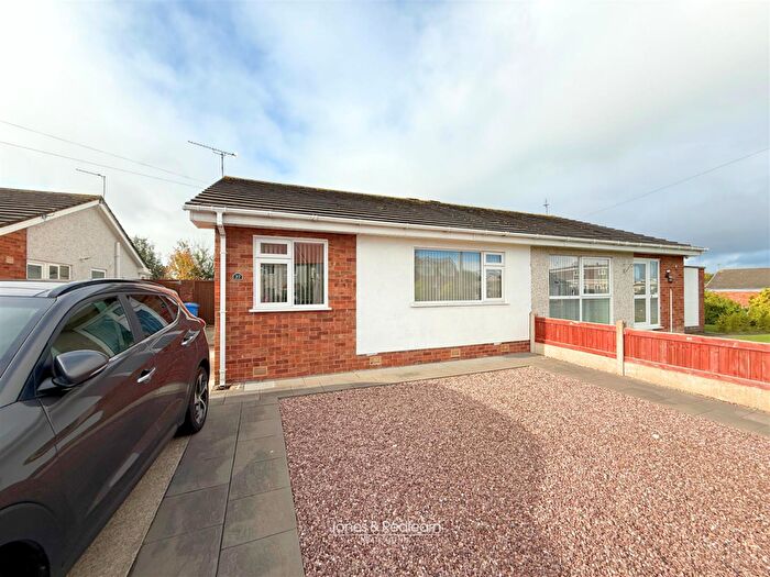 2 Bedroom Semi-Detached Bungalow For Sale In Vicarage Lane, Rhuddlan, Rhyl, LL18