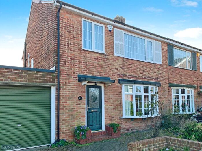 3 Bedroom Semi Detached House For Sale In Cranbourne Grove, North Shields, NE30