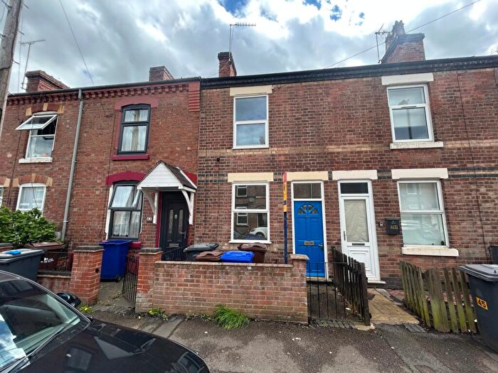 3 Bedroom Terraced House To Rent In Blackpool St, Staffordshire, Burton Upon Trent, DE14