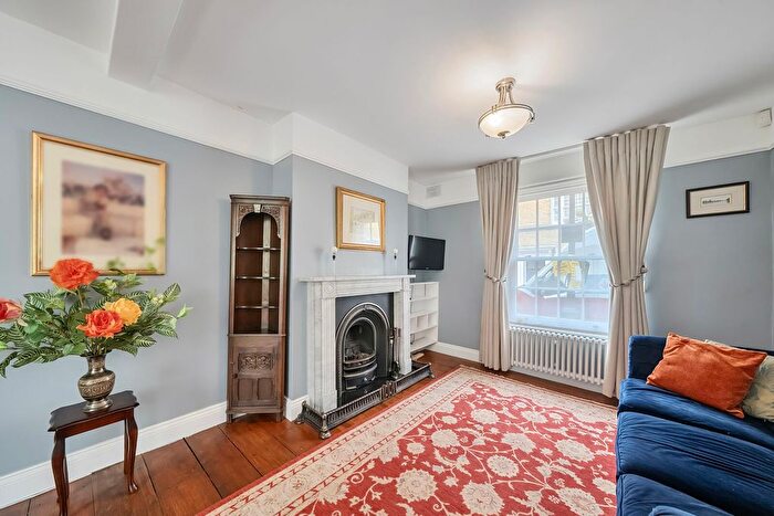 2 Bedroom Property For Sale In Maunsel Street, Westminster, London, SW1P