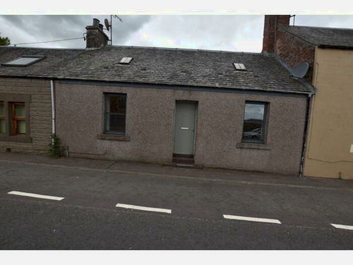 2 Bedroom Cottage To Rent In Queen Street, Coupar Angus, PH13