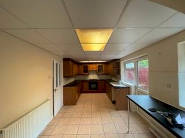 3 Bedroom Property To Rent In Poole Crescent, Birmingham, B17