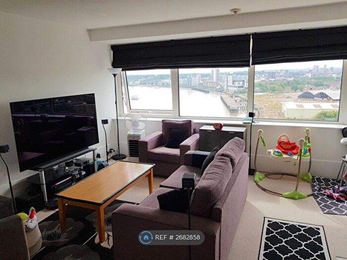2 Bedroom Flat To Rent In Aragon Tower George Beard Road, London, SE8