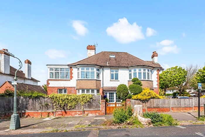 2 Bedroom Flat For Sale In New Church Road, Hove, East Sussex, BN3
