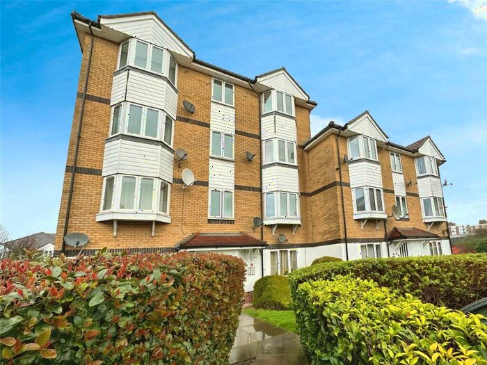 2 Bedroom Flat To Rent In Rossetti Road, London, SE16