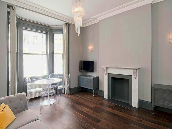 1 Bedroom Flat To Rent In Drayton Gardens, London, SW10