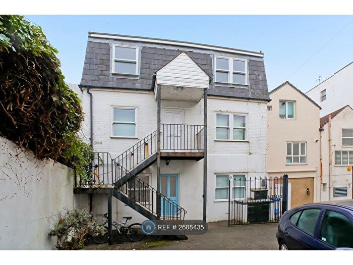 2 Bedroom Flat To Rent In Bloomsbury Place, Brighton, BN2
