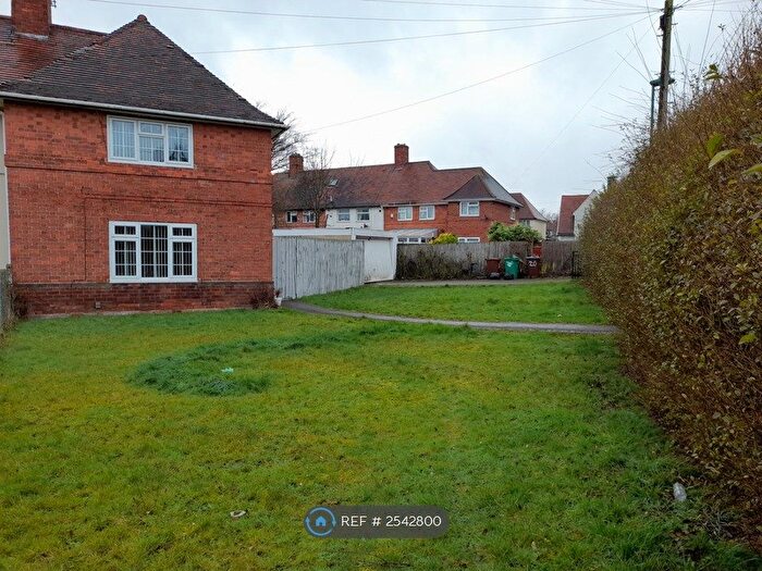 2 Bedroom Semi-detached House To Rent In Ryton Square, Nottingham, NG8