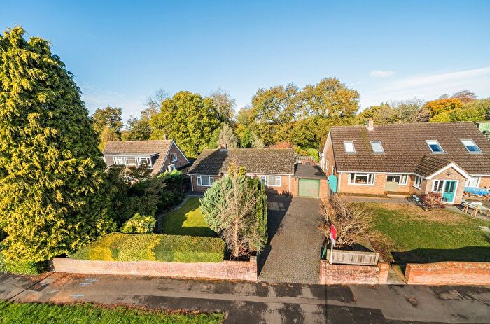 2 Bedroom Bungalow For Sale In Winston Rise, Four Marks, Alton, Hampshire, GU34