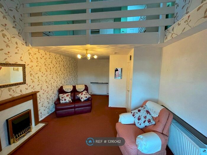 1 Bedroom Semi-Detached House To Rent In Hatchmere Close, Warrington, WA5